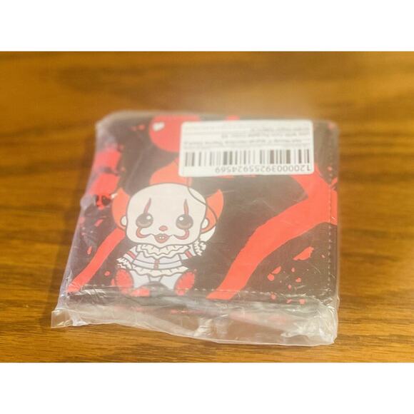 Pennywise IT Bifold Wallet Horror Movie Character Cartoon Wallet PU Leather New - Picture 7 of 9